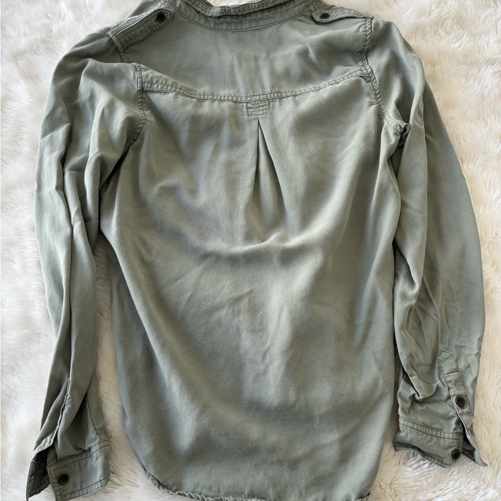 Universal Thread Olive Button Down Shirt - image 2